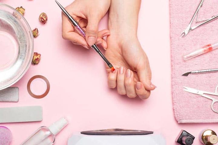How You Can Do Your Own Gel Manicure
