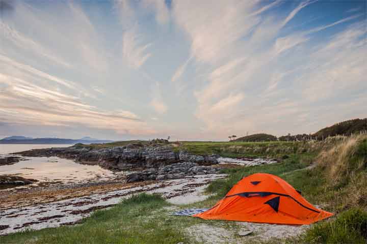 how to set up a camping tent